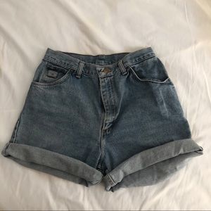 Vintage Wrangler high-waisted shorts